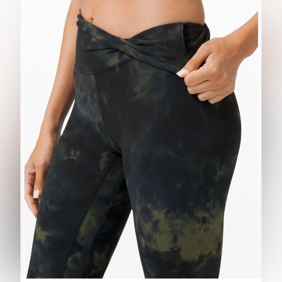 lululemon athletica Pants - lululemon Align HR 25” in Diamond Dye Graphite Grey Bronze Green